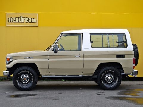 ランクル70　LX BJ74V　ベージュ　クラシックコンプリート　3